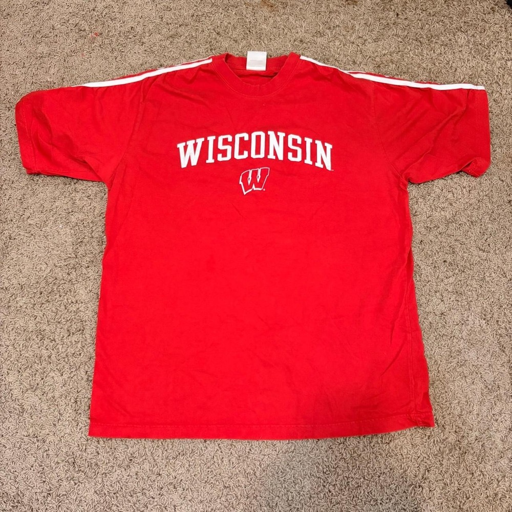 Adidas Wisconsin Badgers T-Shirt Mens XL Red White Stripe Sleeve NCAA Tee